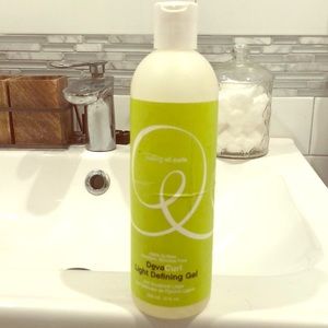 DevaCurl Light Defining Gel